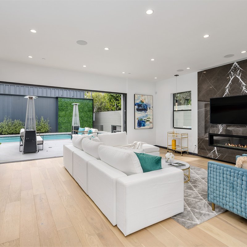 Hardwood Species for Different Lifestyles and Lighting